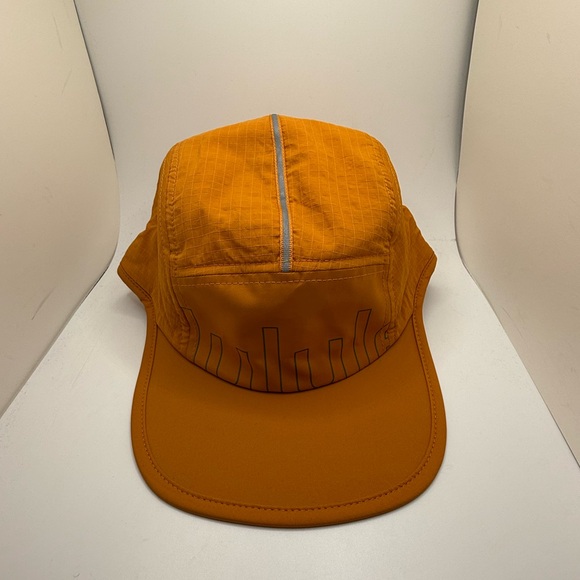 Lululemon Insulated Drawcord Hiking Cap Hat in Orange S / M - Picture 6 of 7